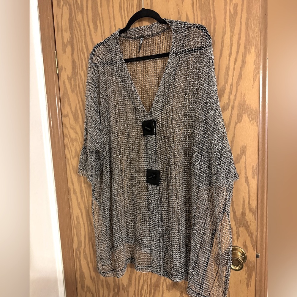 Elegant Black and White Women's Tunic